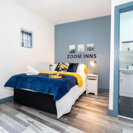 버밍엄 Comfy, Modern Studio With Netflix 아파트 외부 사진