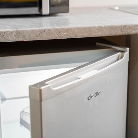 버밍엄 Comfy, Modern Studio With Netflix 아파트 외부 사진